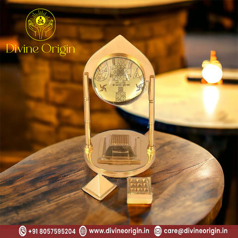 Vastu Pyramids ( Size 7-4 Inch) Vastu Pyramids ( Size 7-4 Inch)