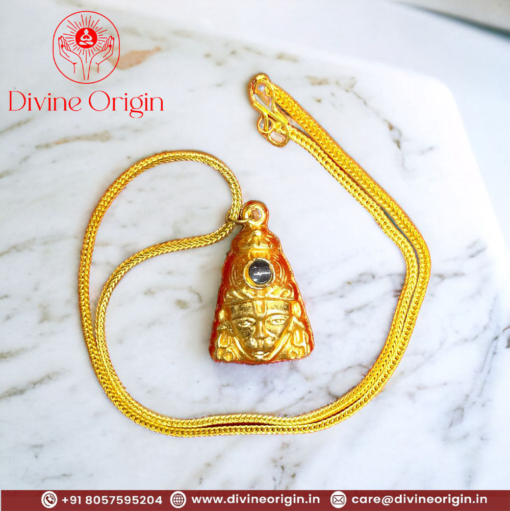 Hanuman Chalisa Locket With Human Chalisa Printed On Optical Lens With Golden Plated Chain