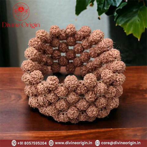 Brown Wooden Stretchable 5 Mukhi Rudraksha Beads Bracelet